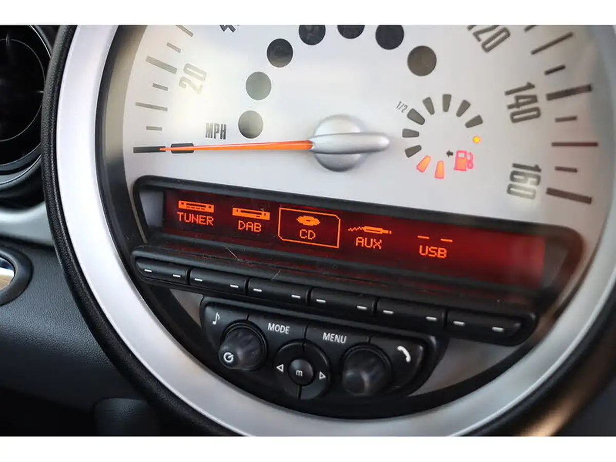 2012-mini-clubman-16-one-auto-big-5
