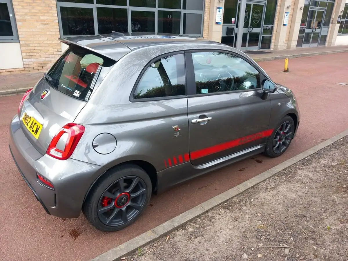 2018-abarth-595-14-tjet-big-5