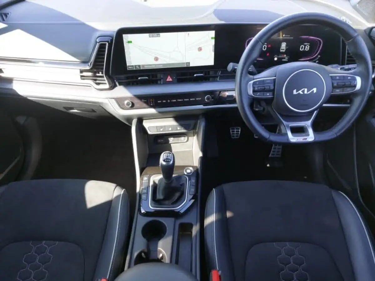 2024-kia-sportage-16-t-gdi-gt-line-148bhp-big-2