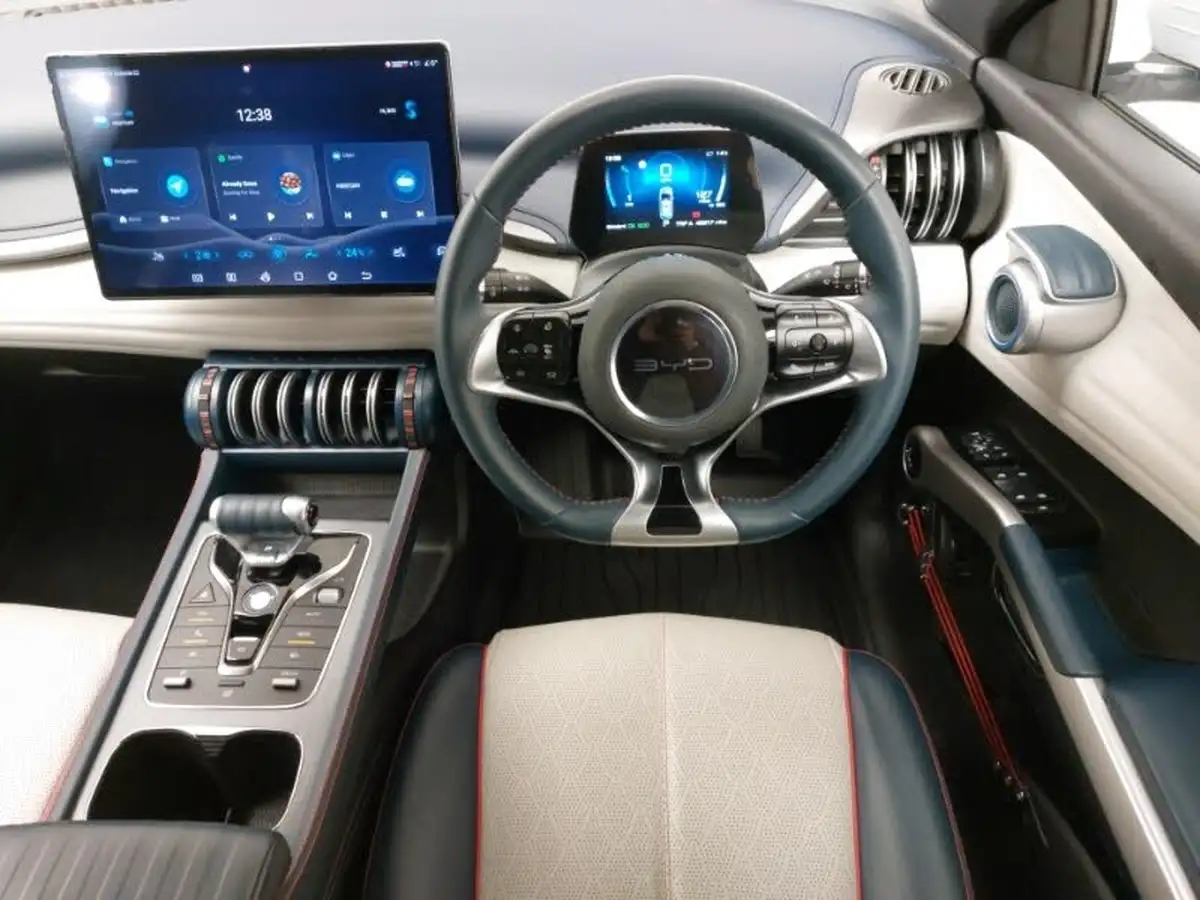2023-byd-atto-3-e-active-big-6