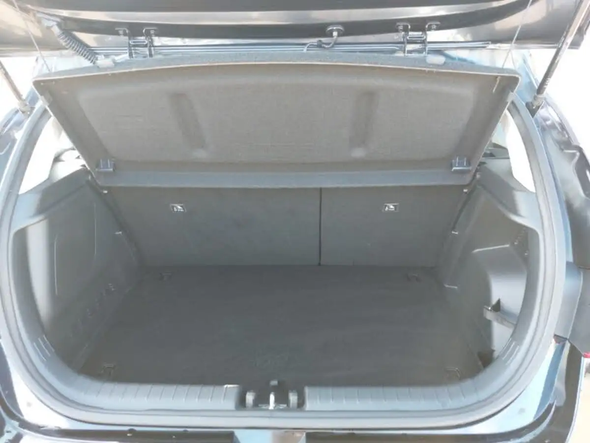 2022-hyundai-i20-10-t-gdi-se-connect-eclutch-imt-big-7