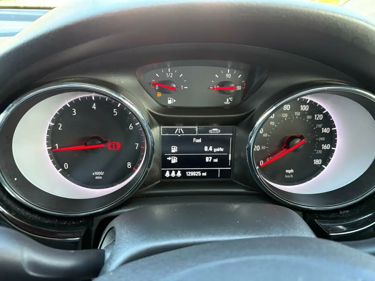 2018-vauxhall-astra-14i-16v-turbo-sri-150ps-hatchback-big-18