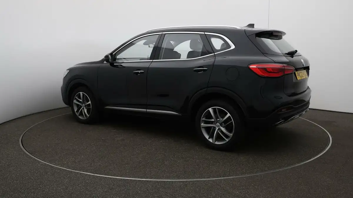 2022-mg-hs-15t-gdi-excite-162ps-big-28