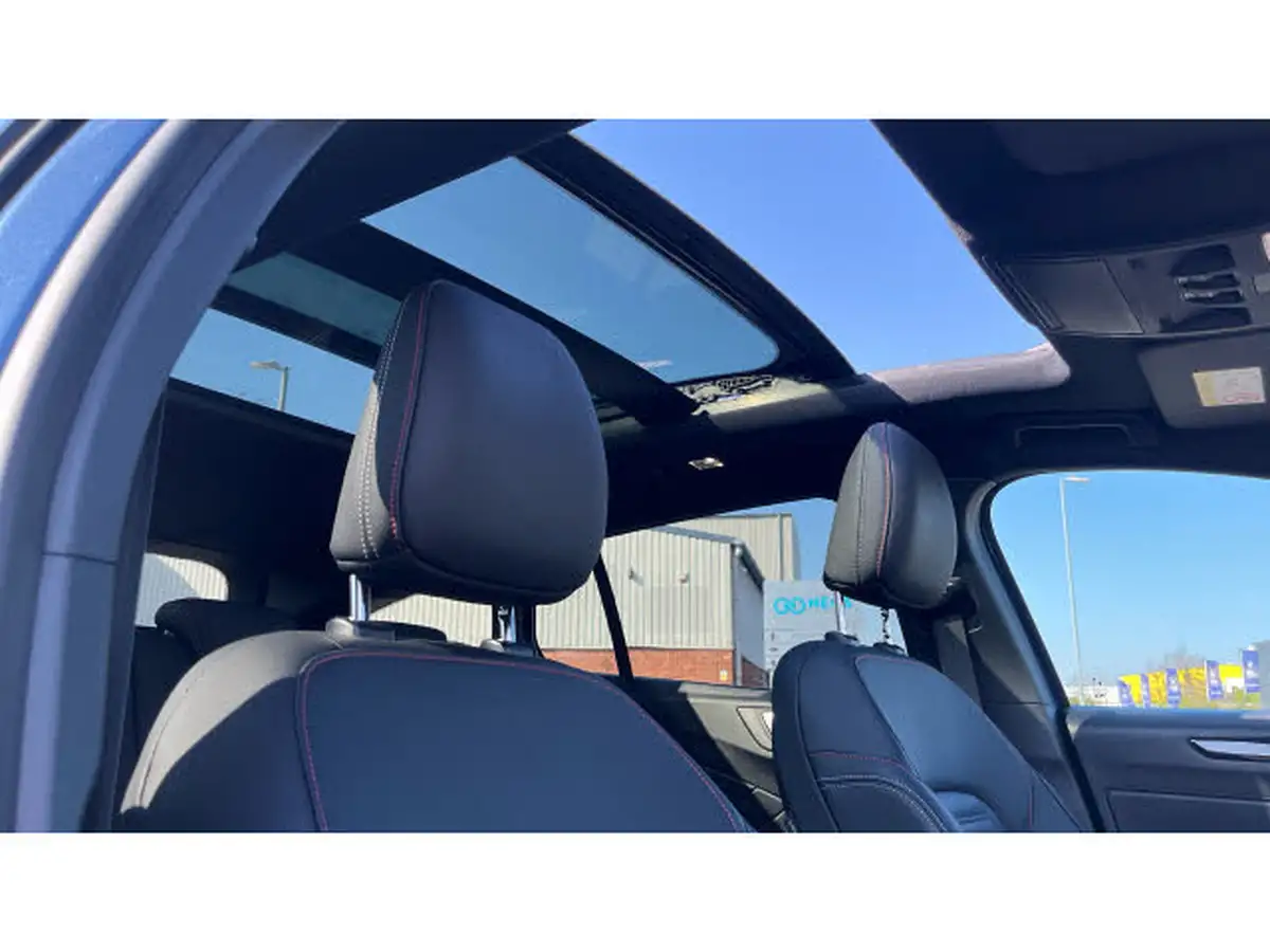 2022-ford-focus-10t-st-line-vignale-155ps-hybrid-mhev-estate-big-42