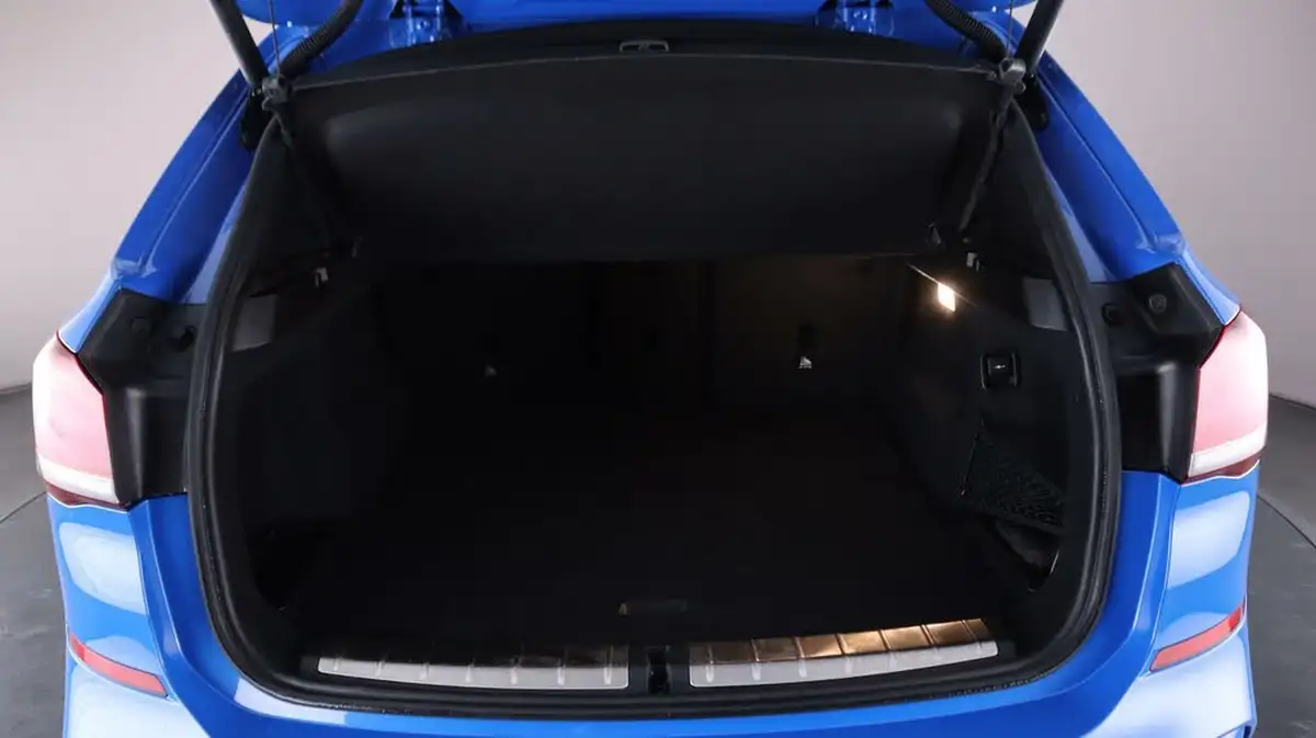2021-bmw-x1-15-sdrive18i-m-sport-dct-big-17