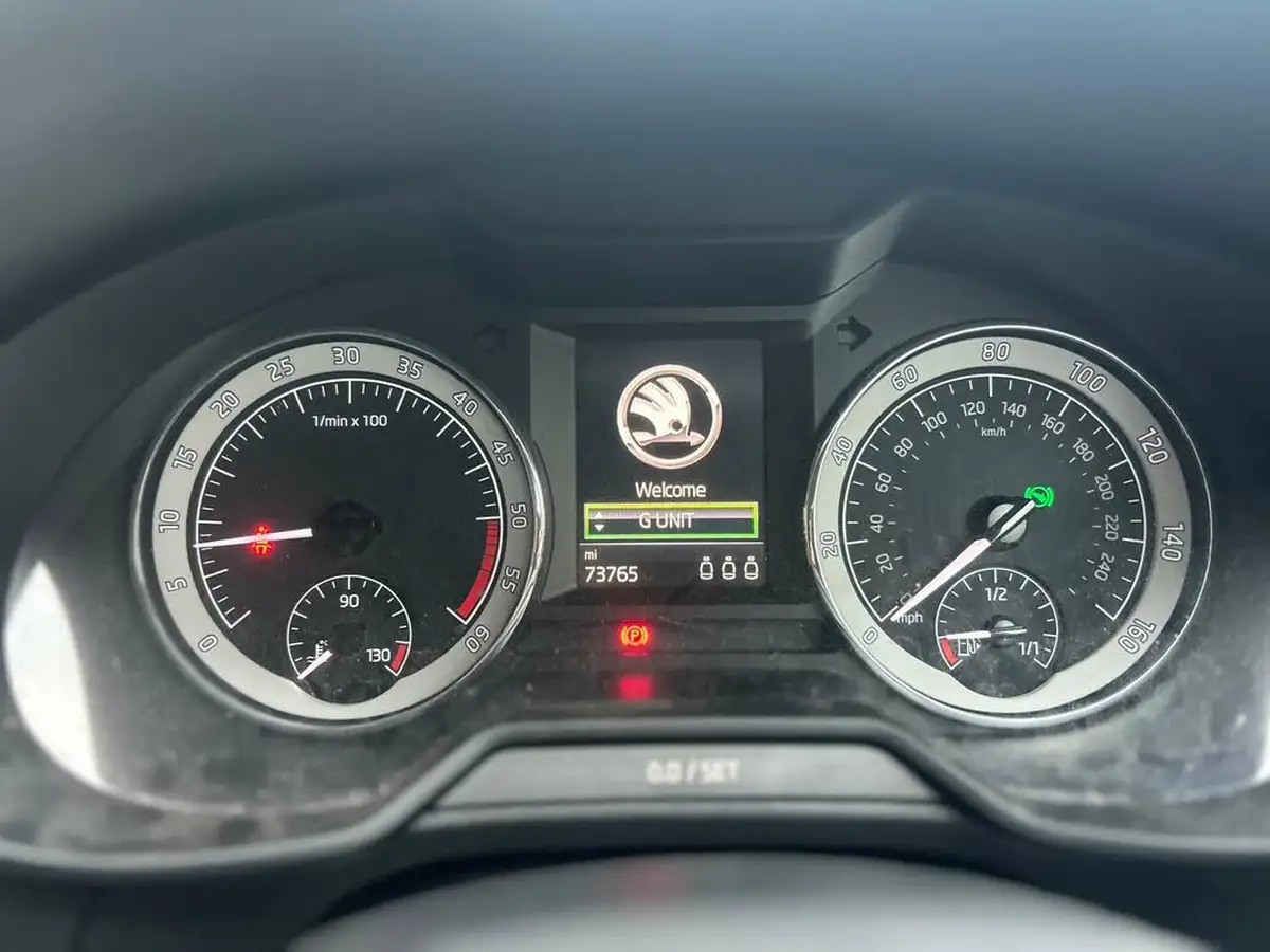 2018-skoda-octavia-20tdi-se-l-estate-dsg-big-29