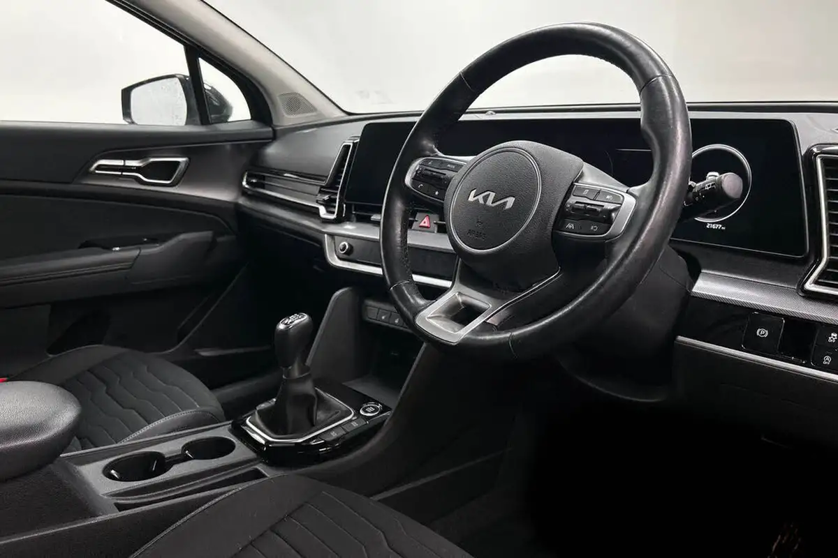 2022-kia-sportage-16-t-gdi-3-148bhp-1598cc-big-6