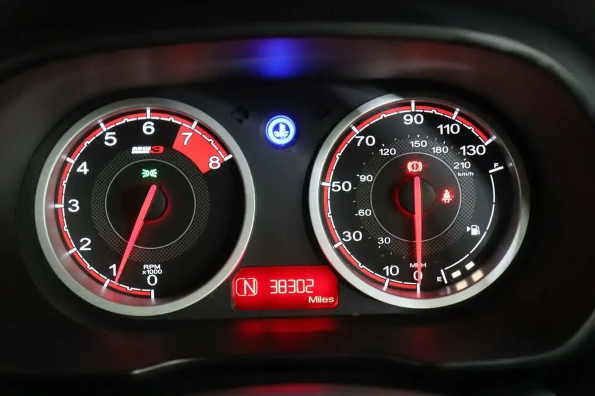 2023-mg-mg3-15-vti-tech-exclusive-nav-big-21