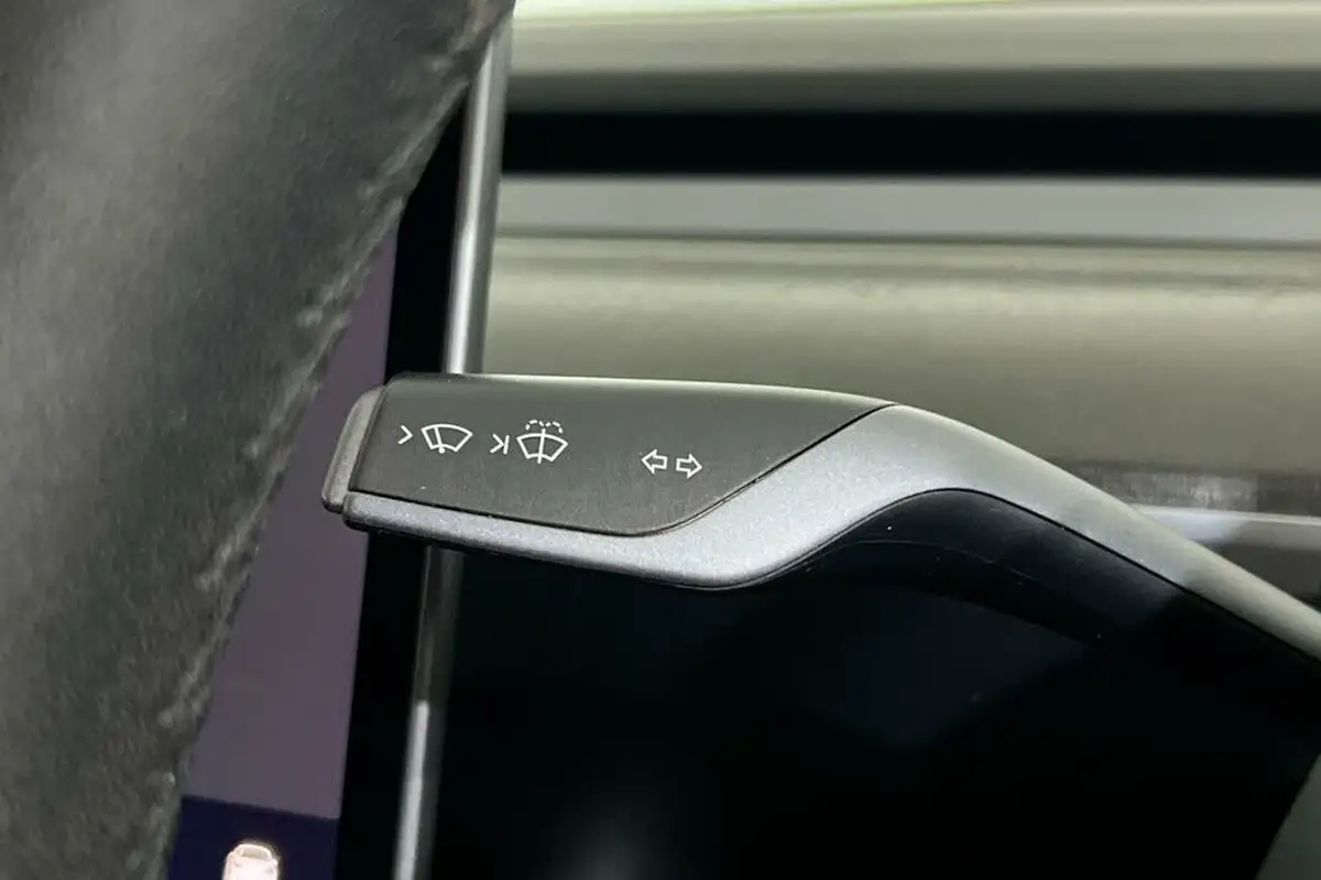 2019-tesla-model-3-e-4x4-performance-pack-big-23