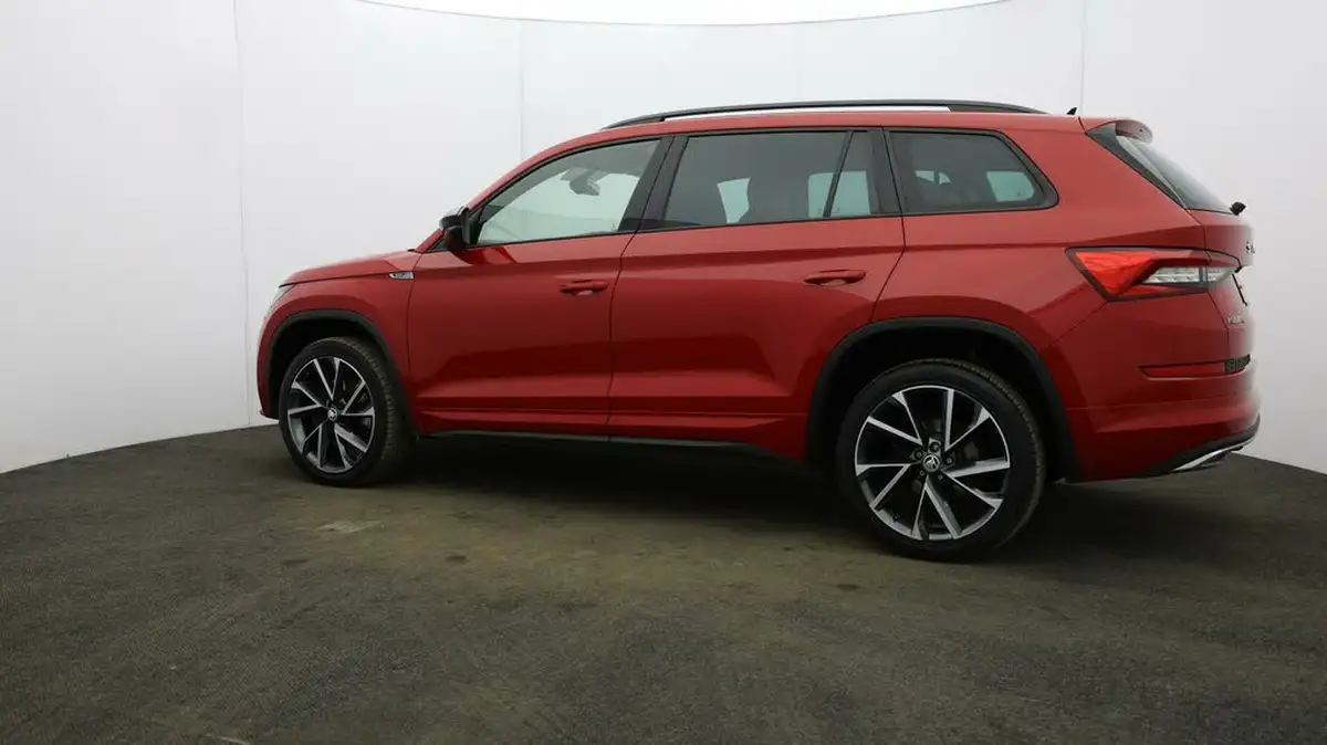 2019-skoda-kodiaq-20tdi-sportline-190ps-seats-scr-dsg-big-56