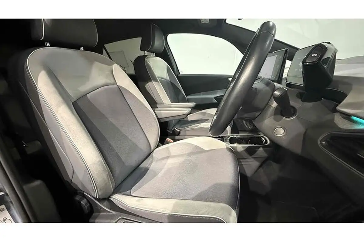 2022-volkswagen-id3-e-family-145ps-big-24