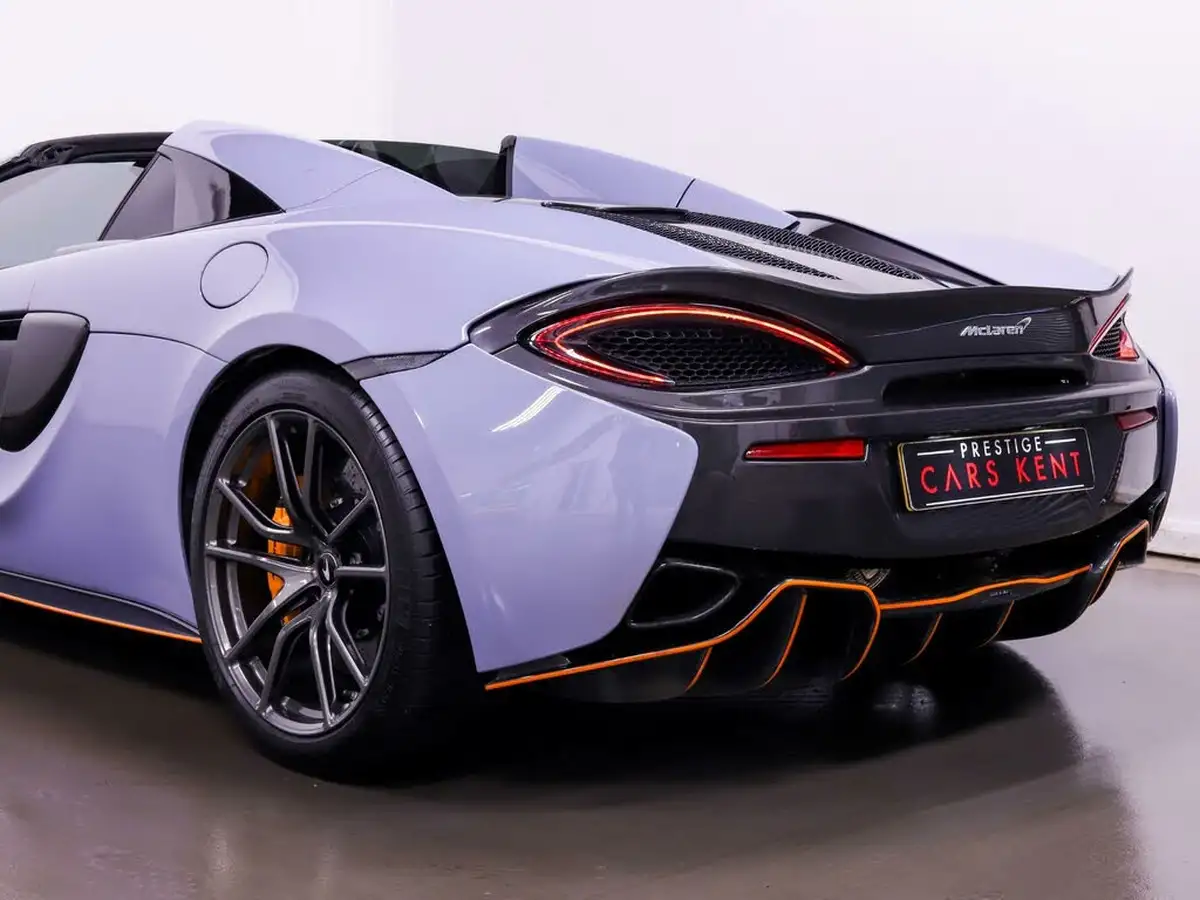 2018-mclaren-570s-38-coupe-big-14