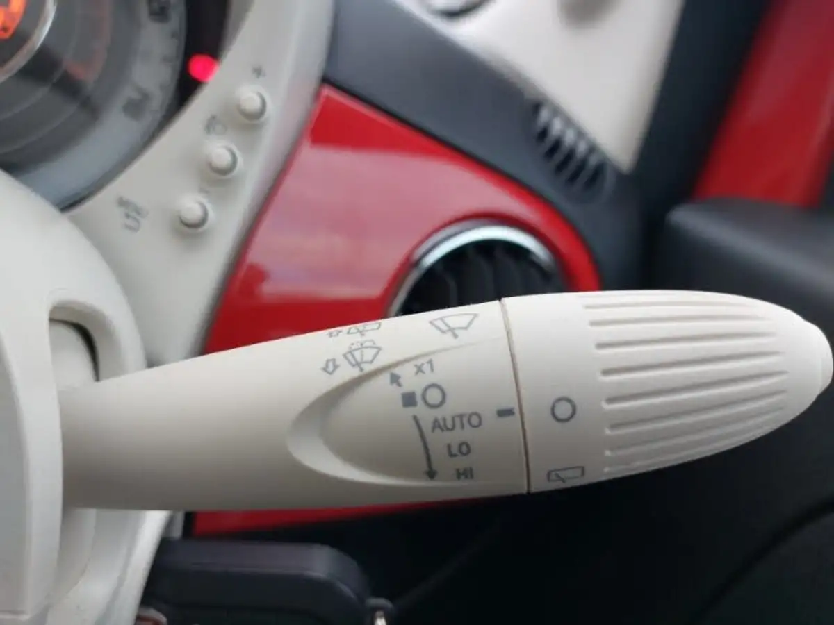 2021-fiat-500-10-dolcevita-big-16