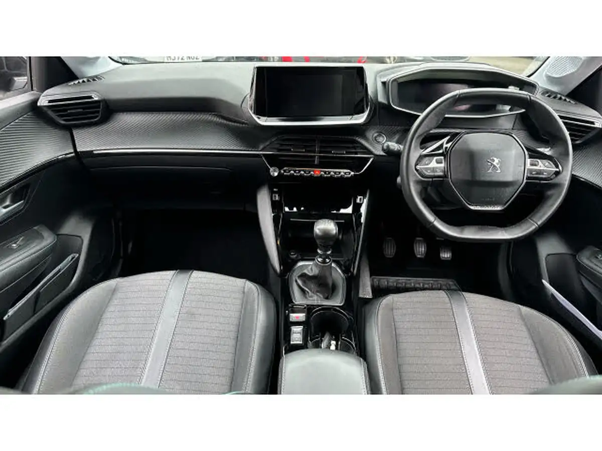 2022-peugeot-208-12-puretech-allure-premium-100bhp-big-9