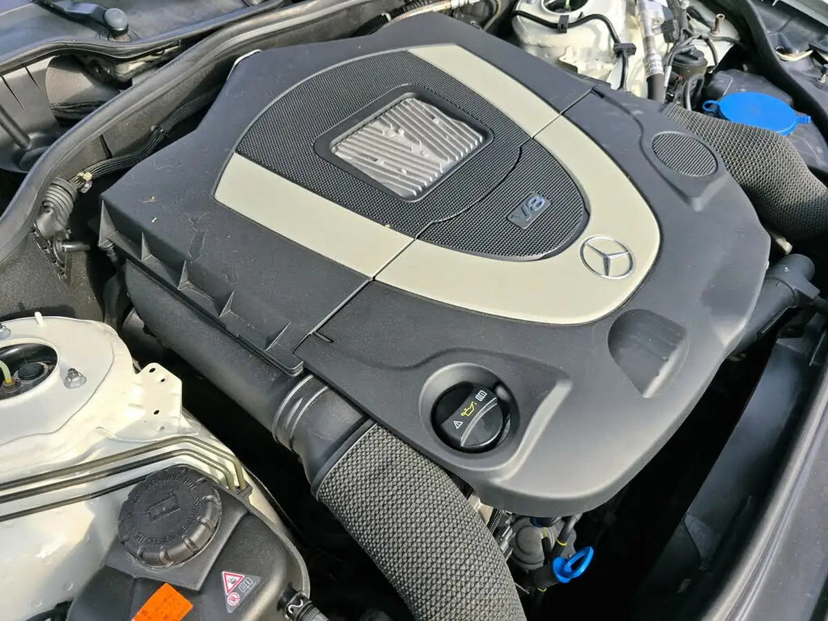 2011-mercedes-benz-s-class-55-s500-big-48