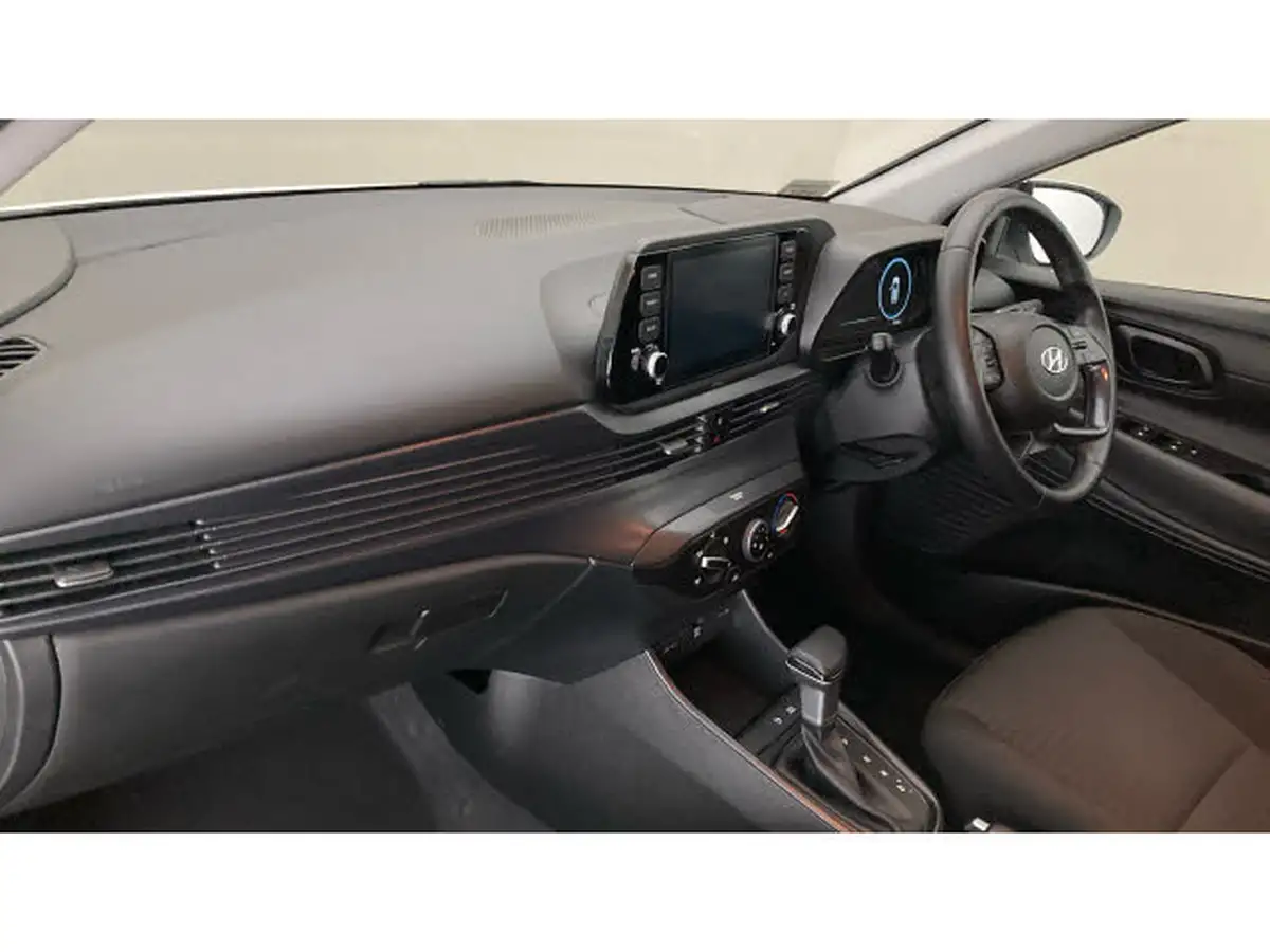 2022-hyundai-i20-10-t-gdi-se-connect-dct-big-1