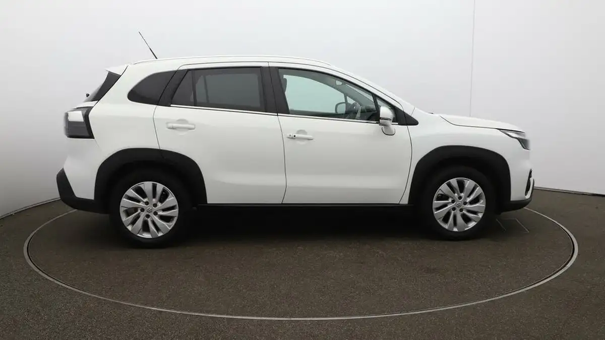 2023-suzuki-s-cross-14-boosterjet-motion-big-41