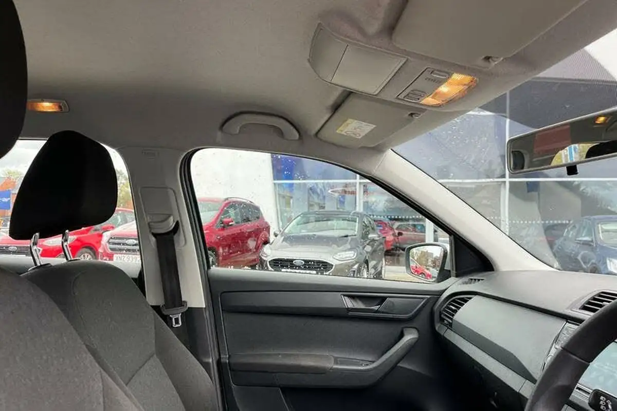 2019-skoda-fabia-10-mpi-s-hatchback-big-35