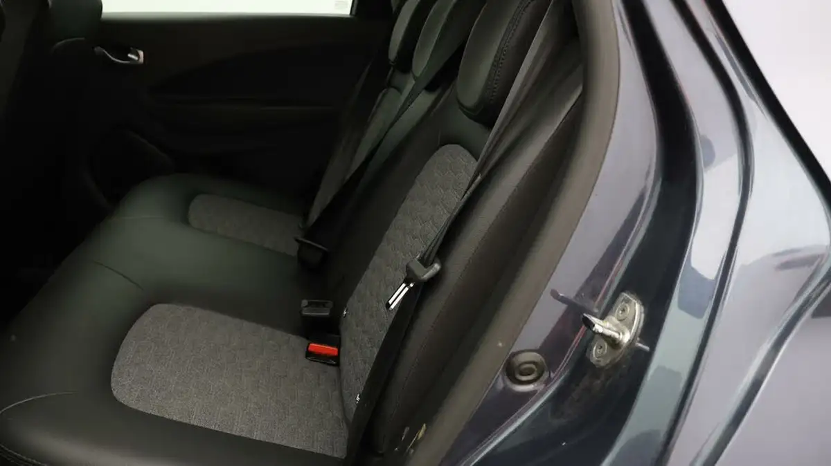 2021-renault-zoe-e-gt-line-big-15