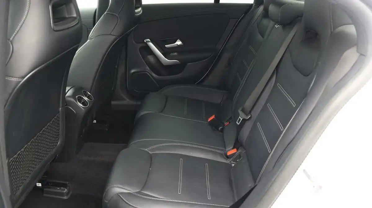 2022-mercedes-benz-cla-13-cla-180-amg-line-premium-coupe-4d-big-15