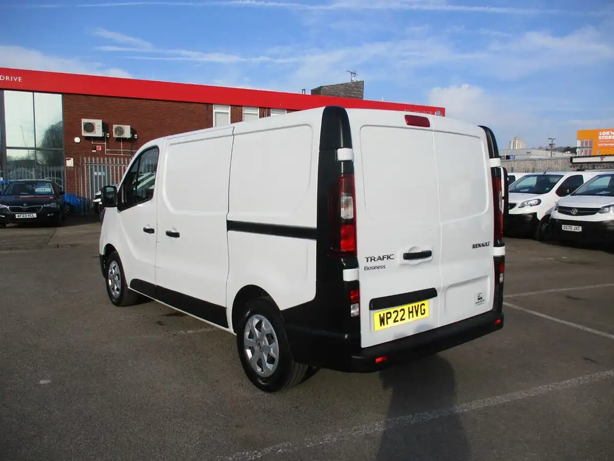 2022-renault-trafic-20dci-sl28-150-business-big-4
