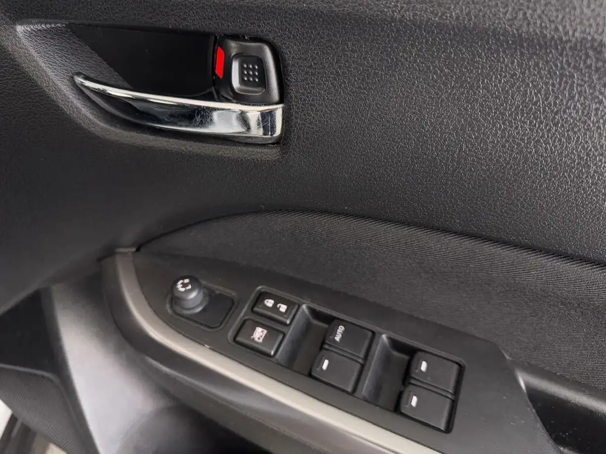 2022-suzuki-vitara-14-boosterjet-sz-t-big-21