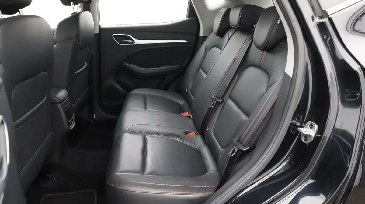 2022-mg-zs-suv-10t-gdi-exclusive-auto-big-16