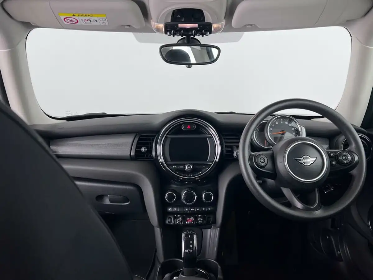 2019-mini-cooper-15-cooper-classic-hatchback-3d-auto-big-20