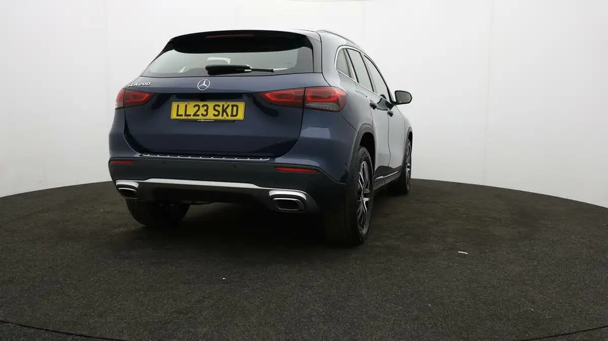 2023-mercedes-benz-gla-class-13-gla-200-sport-executive-station-wagon-big-52