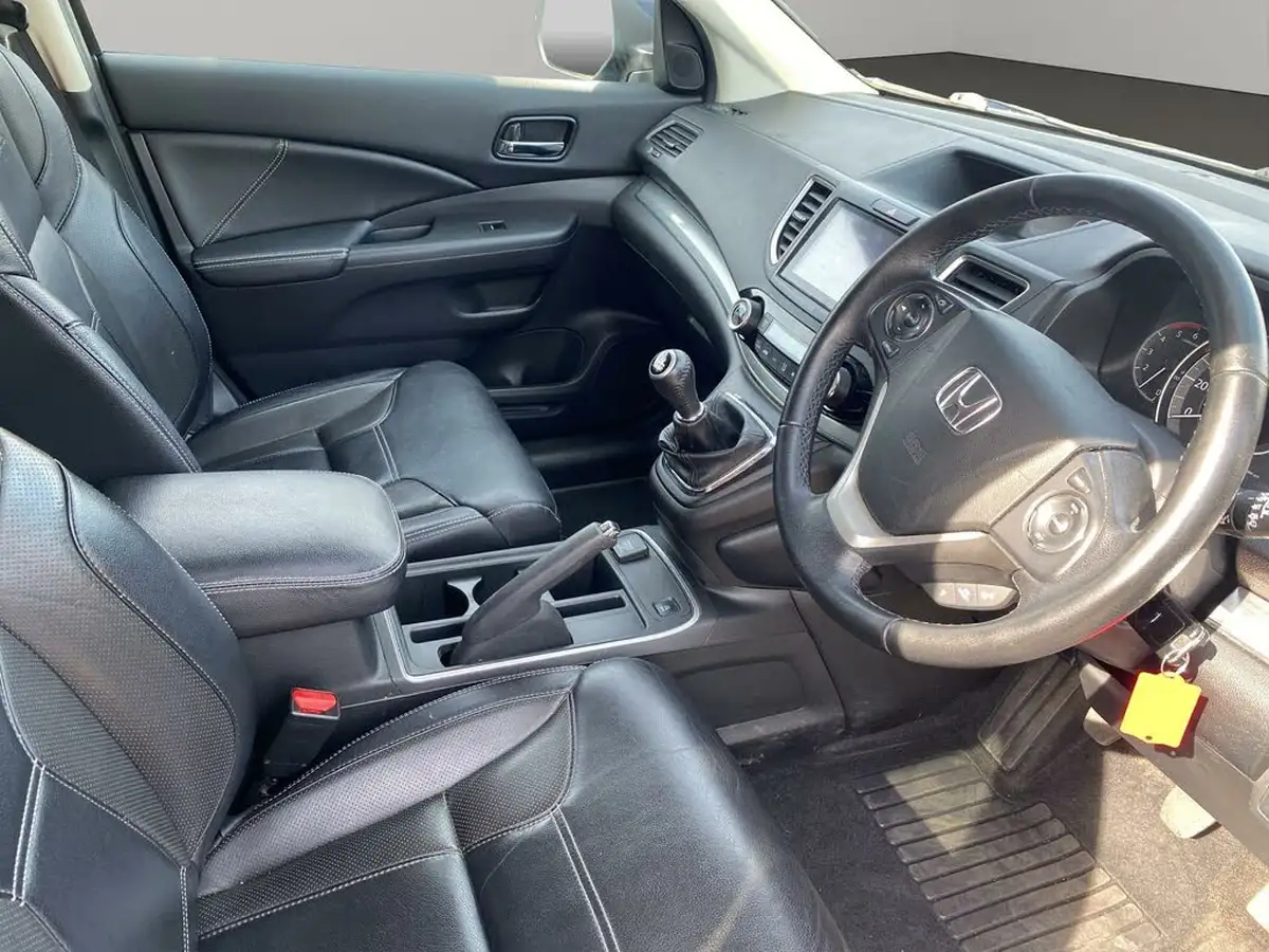 2016-honda-cr-v-16-i-dtec-black-edition-big-9