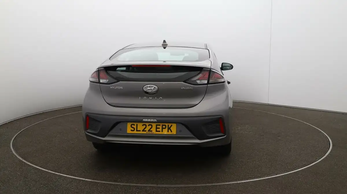 2022-hyundai-ioniq-e-premium-electric-big-48