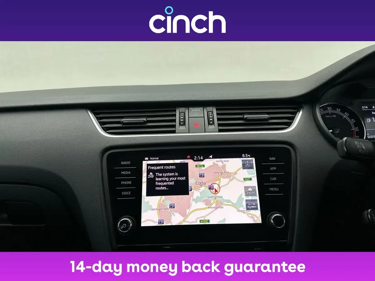 2019-skoda-octavia-16tdi-se-technology-estate-big-24