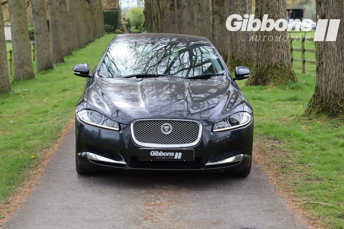 2011-jaguar-xf-22td-luxury-big-1