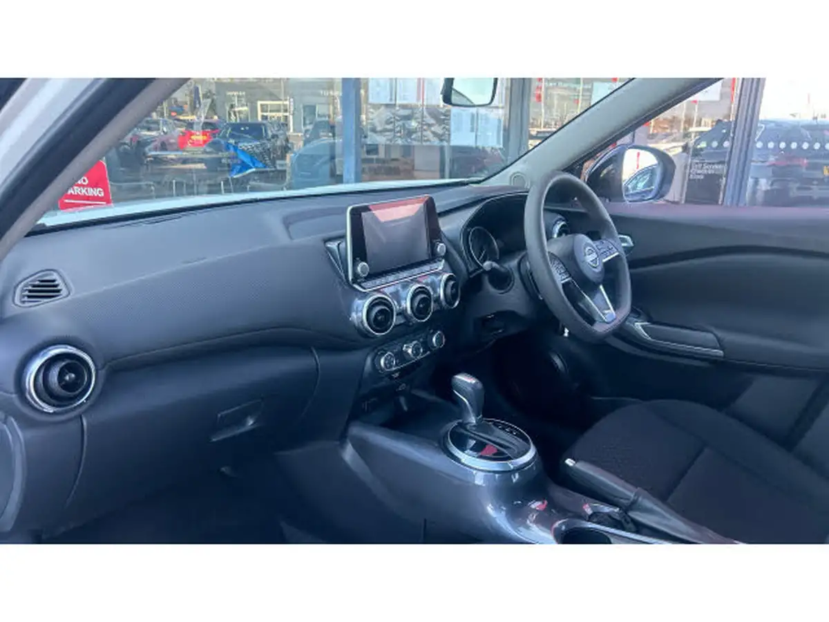 2023-nissan-juke-10-dig-t-acenta-dct-big-8