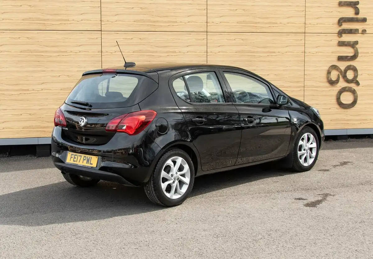 2017-vauxhall-corsa-14i-sri-90ps-ecoflex-5d-big-2