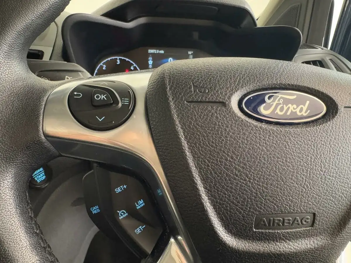 2020-ford-grand-tourneo-connect-15-titanium-powershift-big-27