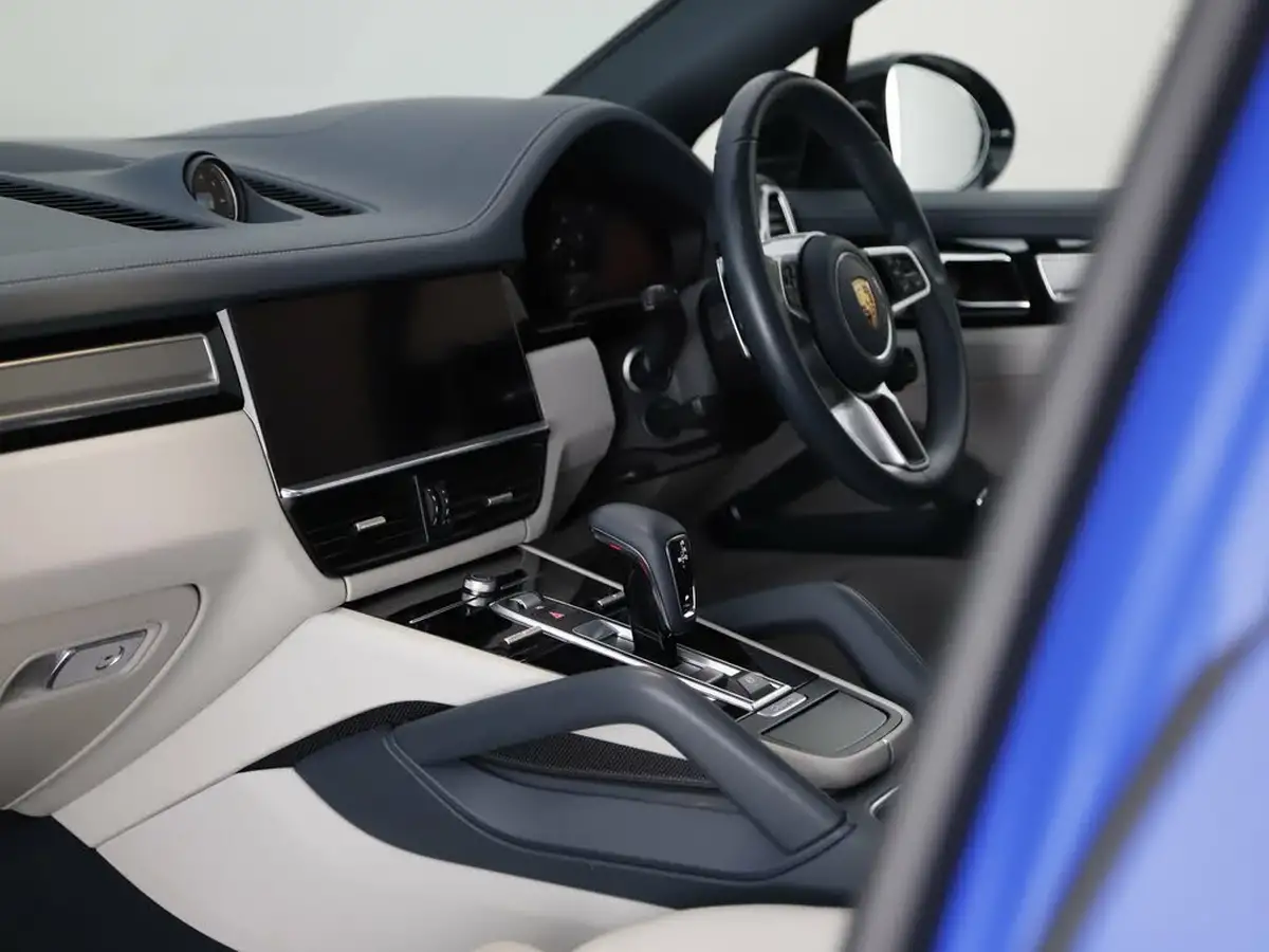 2022-porsche-cayenne-30-v6-e-hybrid-platinum-edition-340ps-coupe-big-11