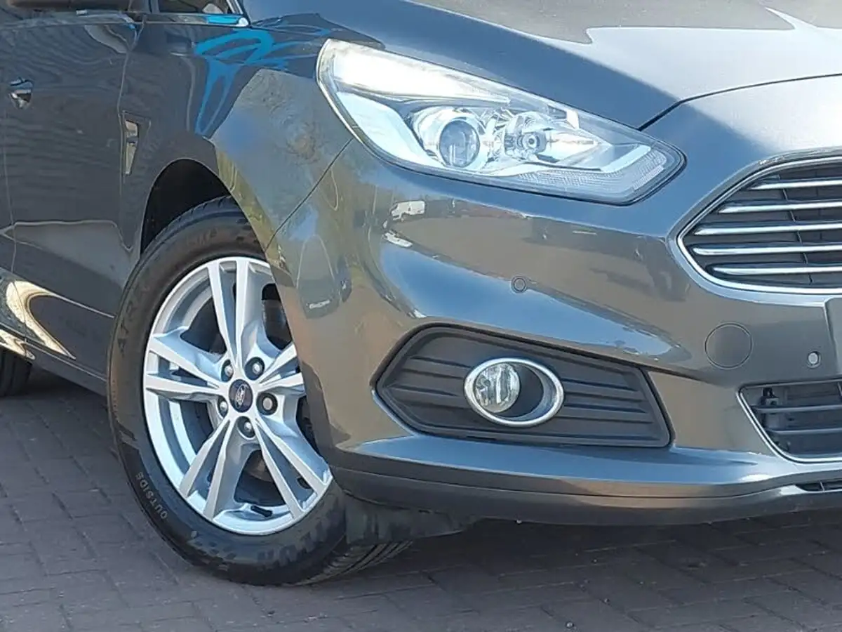2016-ford-s-max-20tdci-titanium-150ps-ss-big-8