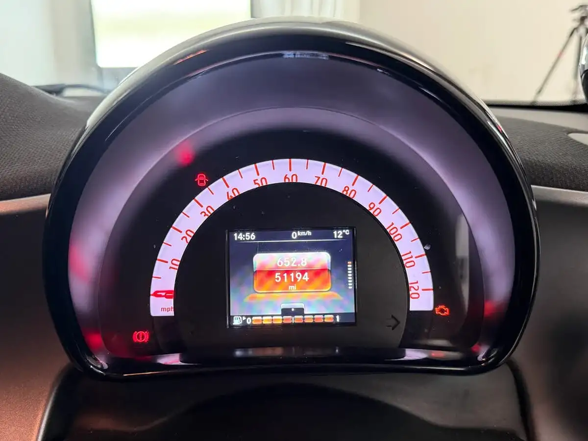 2017-smart-fortwo-09-prime-90bhp-ss-coupe-big-21