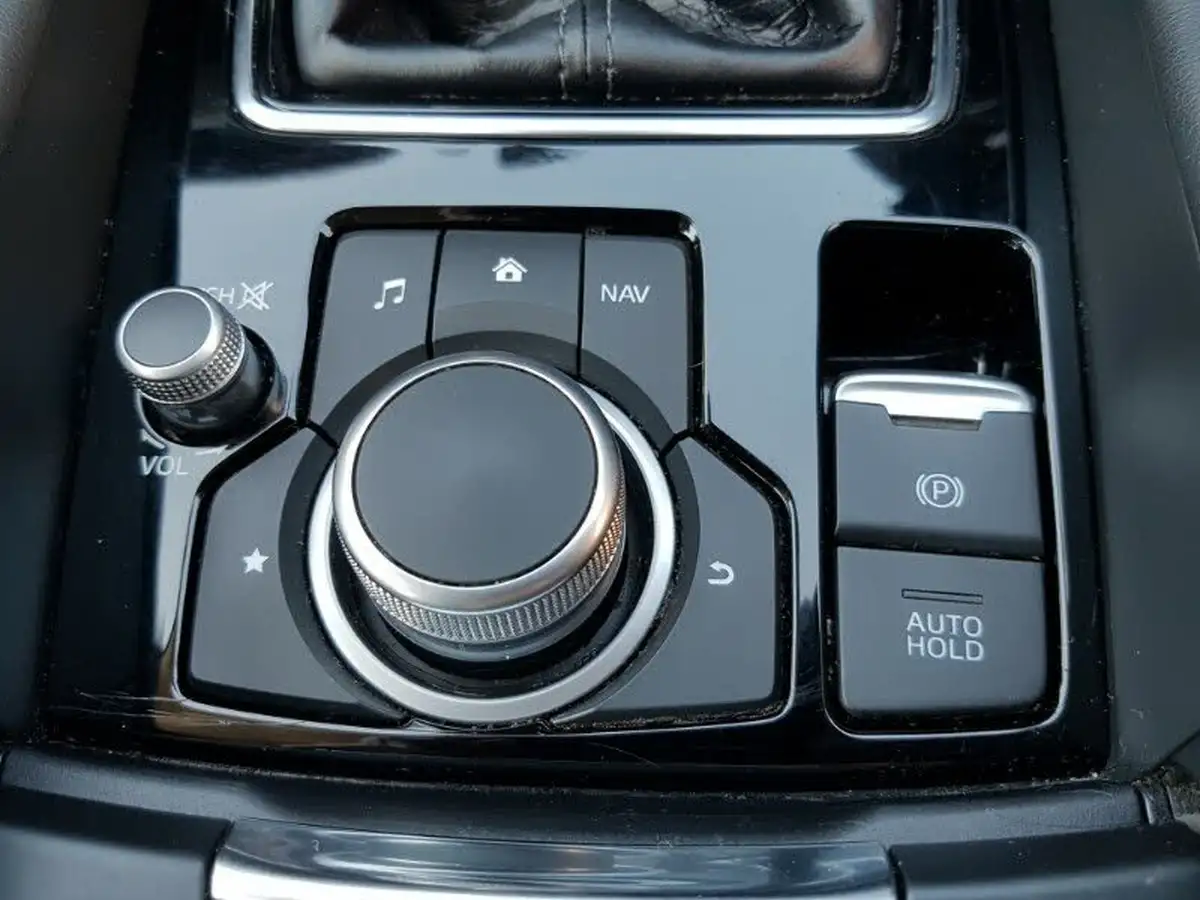 2022-mazda-mazda6-20-skyactiv-g-sport-saloon-4d-big-16