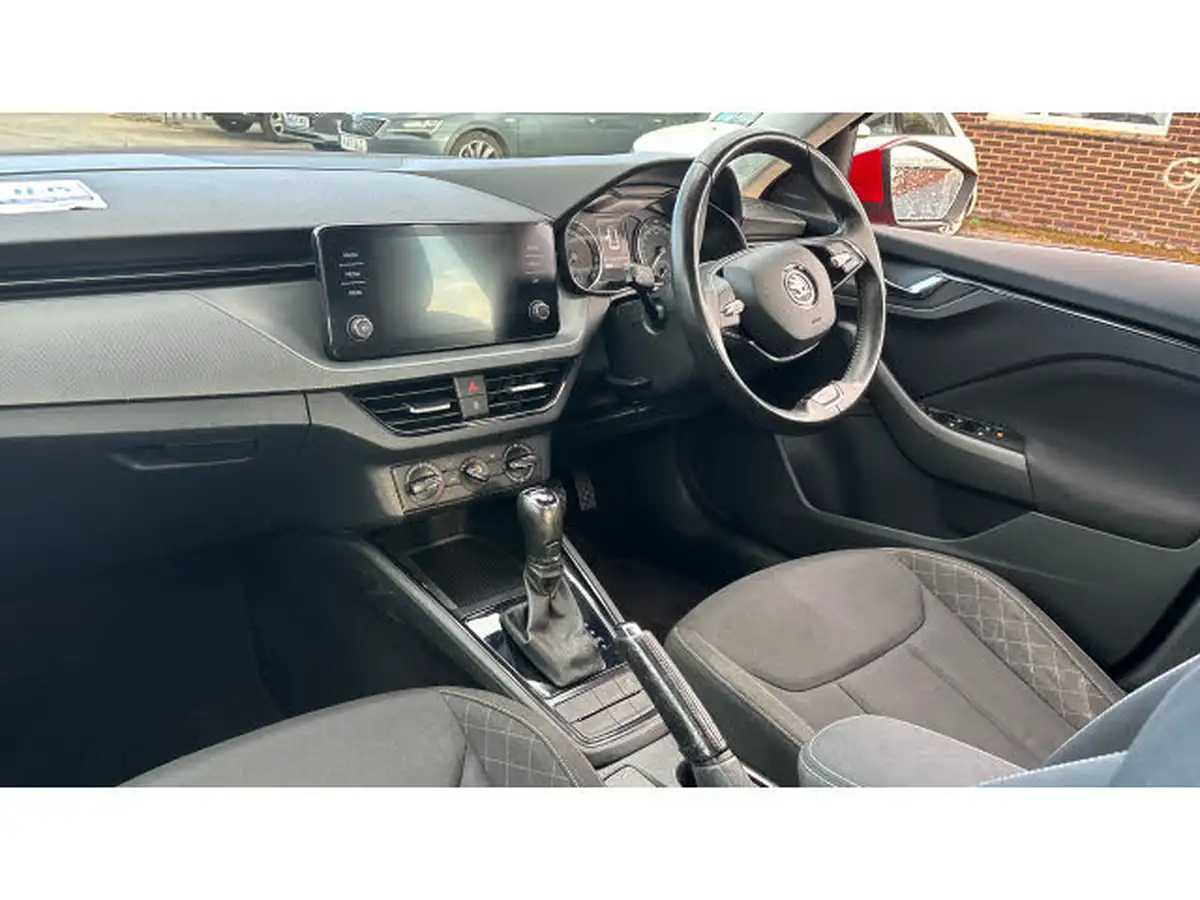 2020-skoda-kamiq-10-tsi-se-116ps-dsg-big-8