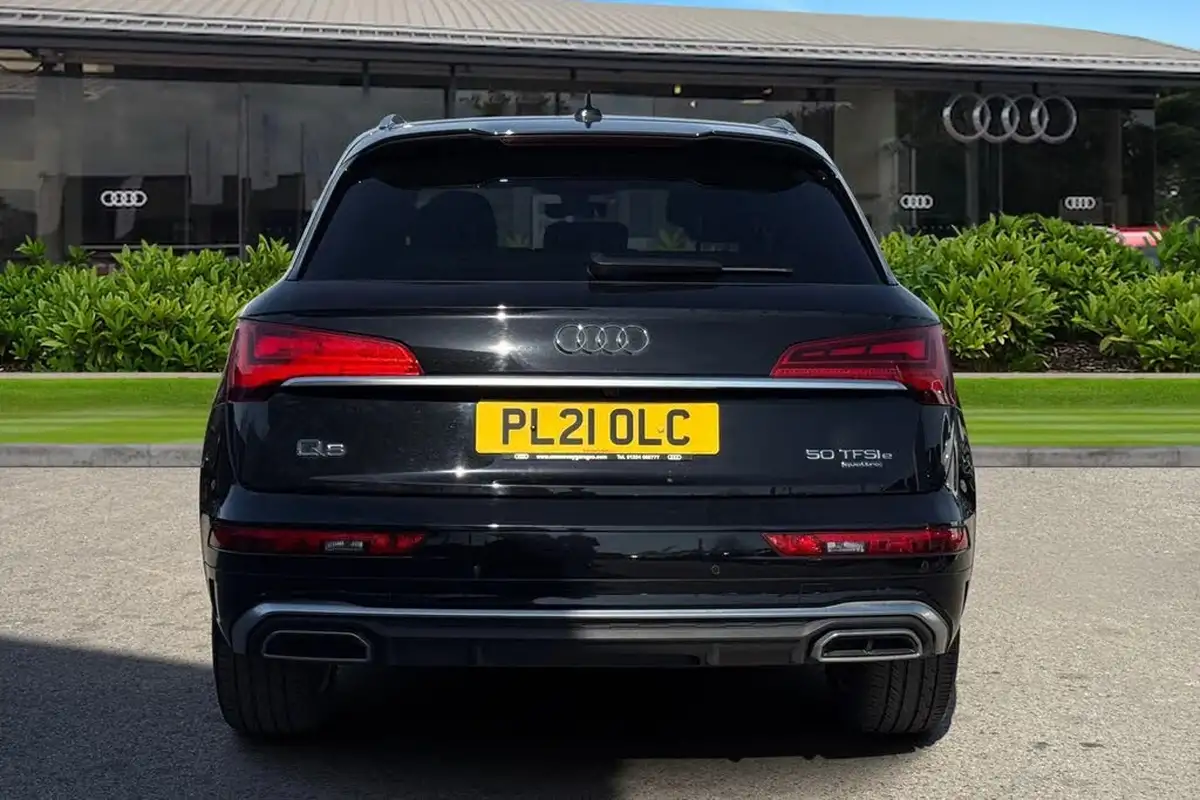 2021-audi-q5-20-50-tfsi-e-s-line-station-wagon-big-3