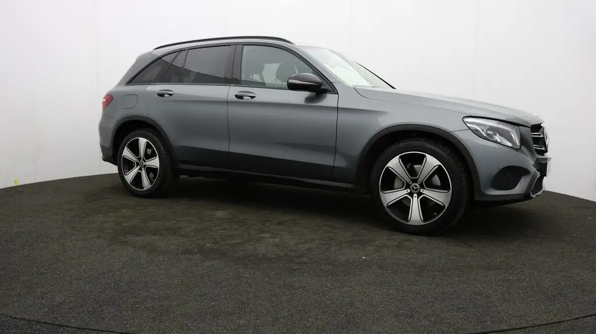 2018-mercedes-benz-glc-class-20-glc250-urban-edition-big-38