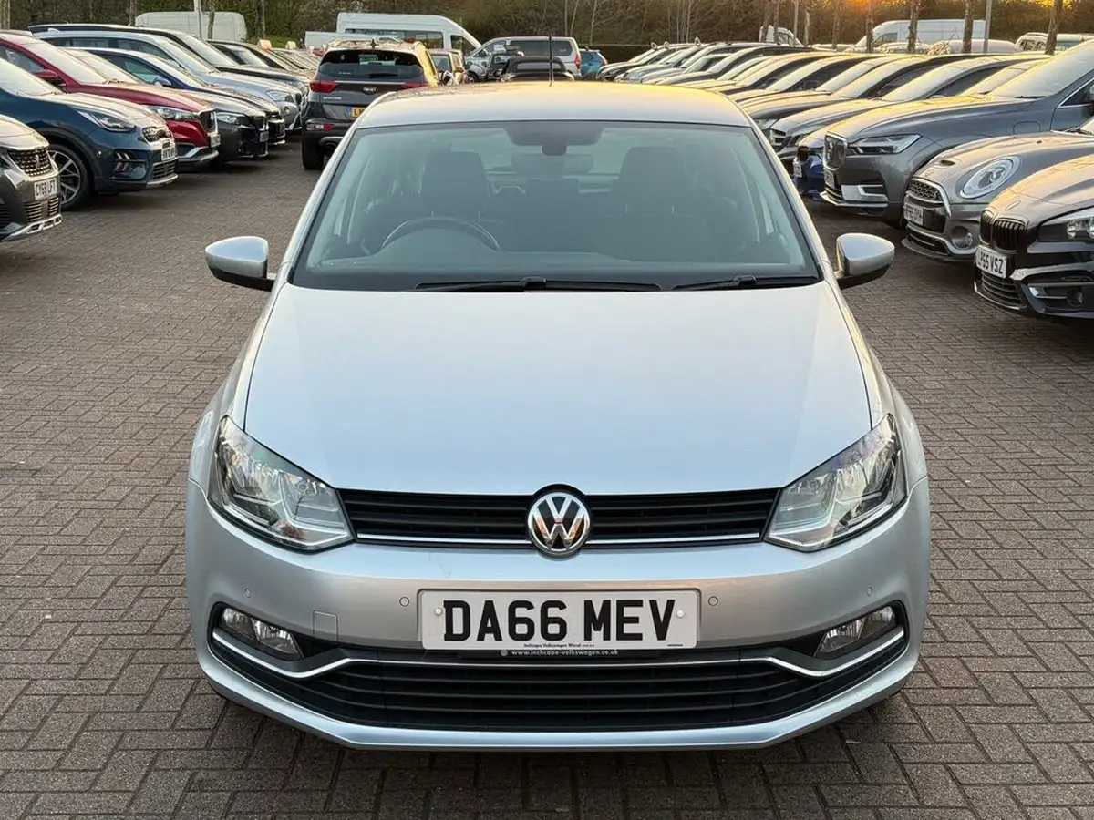 2016-volkswagen-polo-12-tsi-match-5d-dsg-big-8