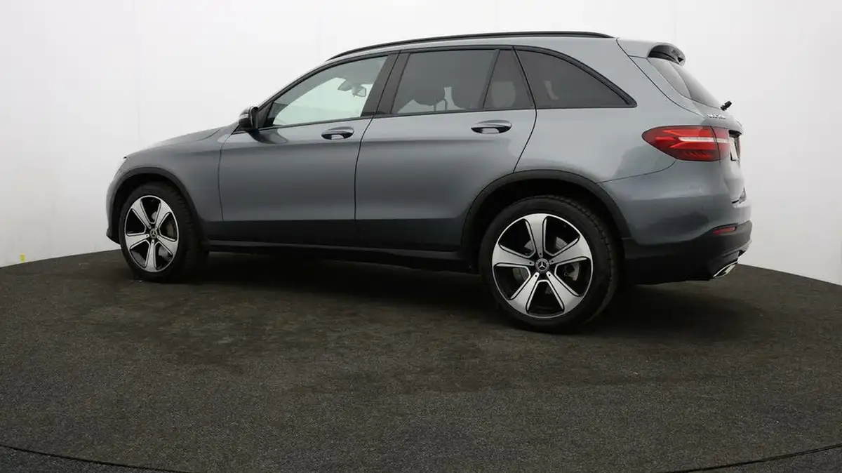 2018-mercedes-benz-glc-class-20-glc250-urban-edition-big-66