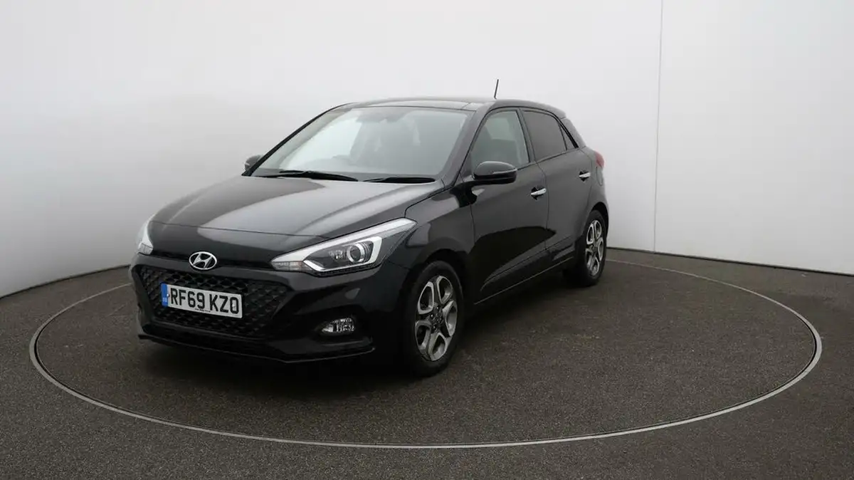 2020-hyundai-i20-12-premium-se-nav-big-32