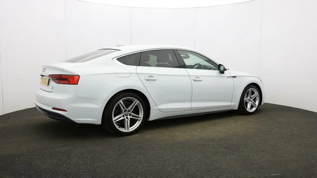 2017-audi-a5-20tdi-ultra-s-line-ss-sportback-5d-tronic-big-49
