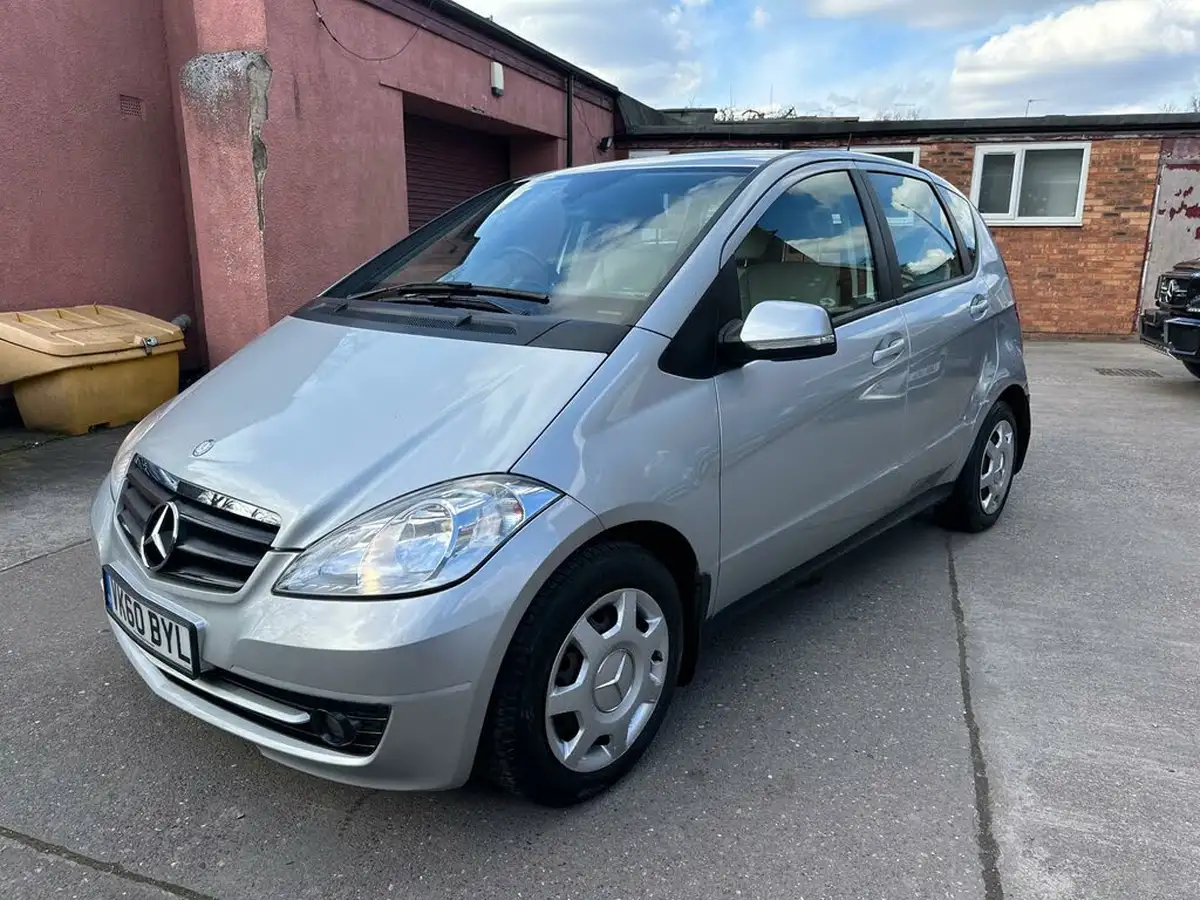 2010-mercedes-benz-a-class-15-a160-classic-se-5d-cvt-big-7