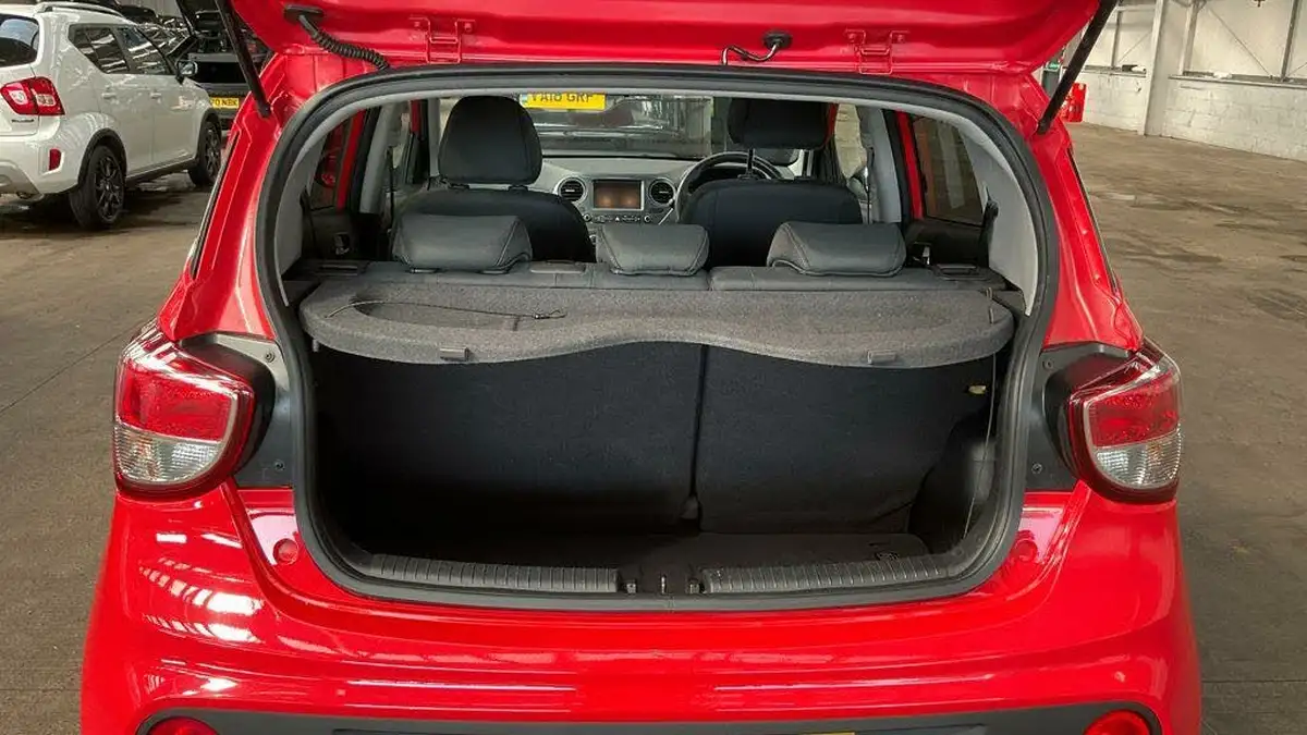 2019-hyundai-i10-12-premium-se-big-6