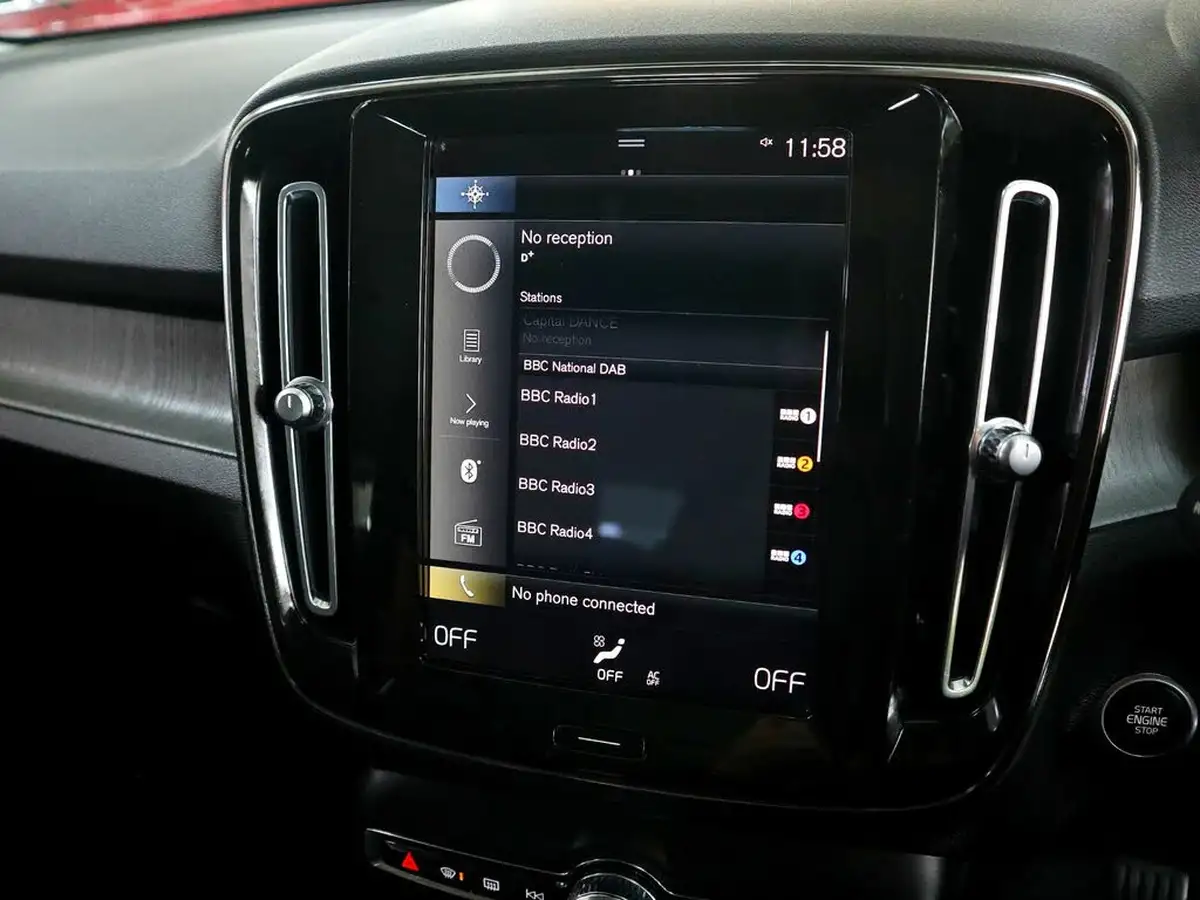 2022-volvo-xc40-15-t3-inscription-big-33